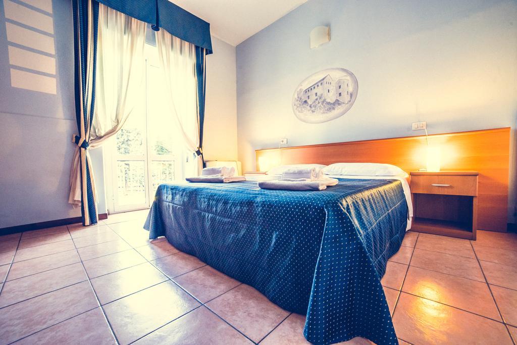 Hotel La Gaietta Millesimo Номер фото