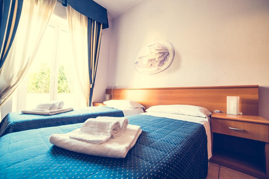 Hotel La Gaietta Millesimo Номер фото
